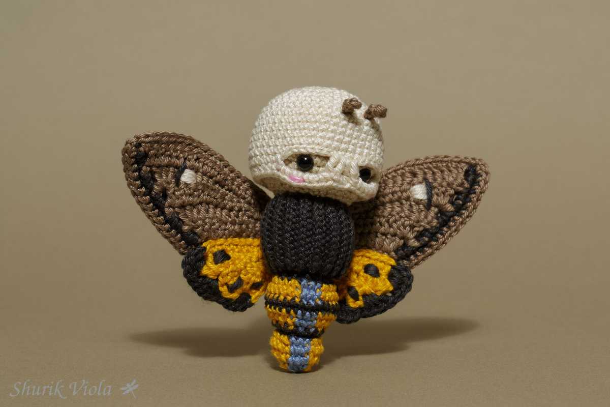 Toy Lalylala Death's head hawk moth / Jouet Lalylala Sphinx tête de mort - Shurik Viola