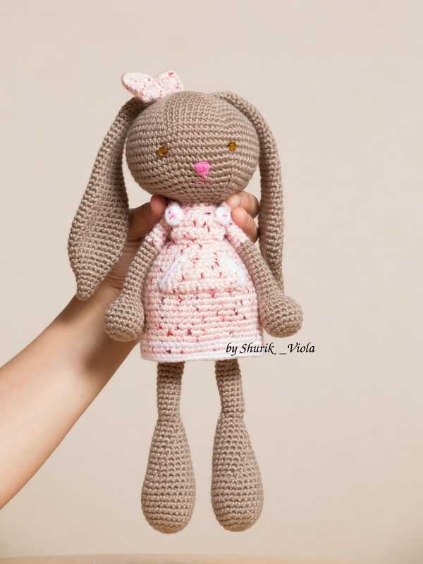 Jouet en crochet lapine - Shurik Viola